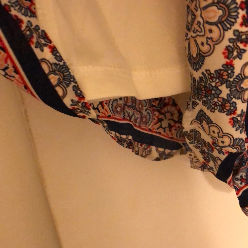 Romper - Picture 3 of 4